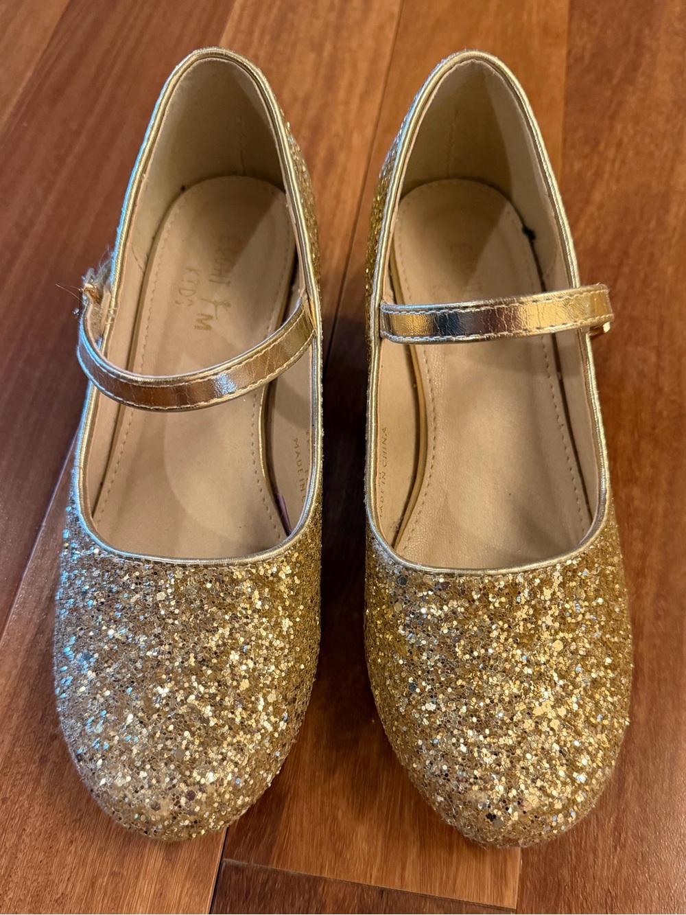 Sparkle Gold Mary Jane Dress Shoes with Velcro Strap EU 33 Girls Sz 2 - Like New